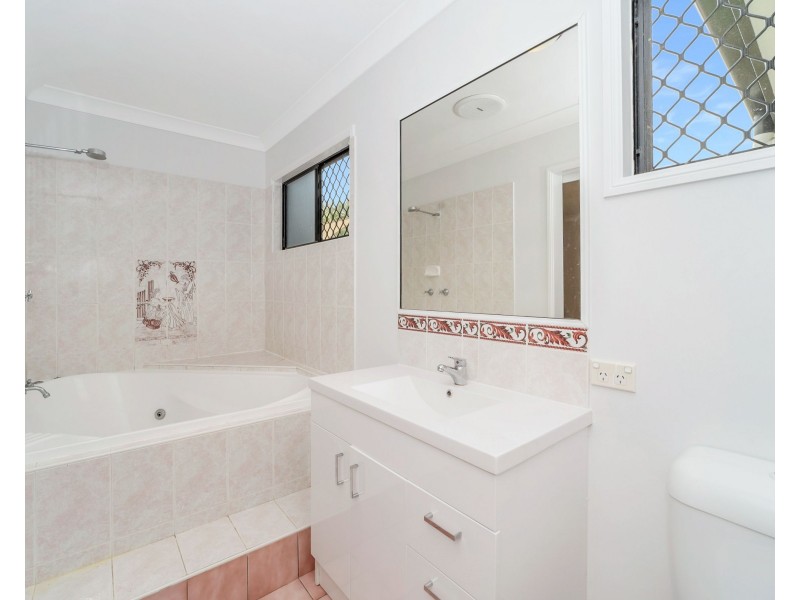 11 Florida Place, Kirwan QLD 4817