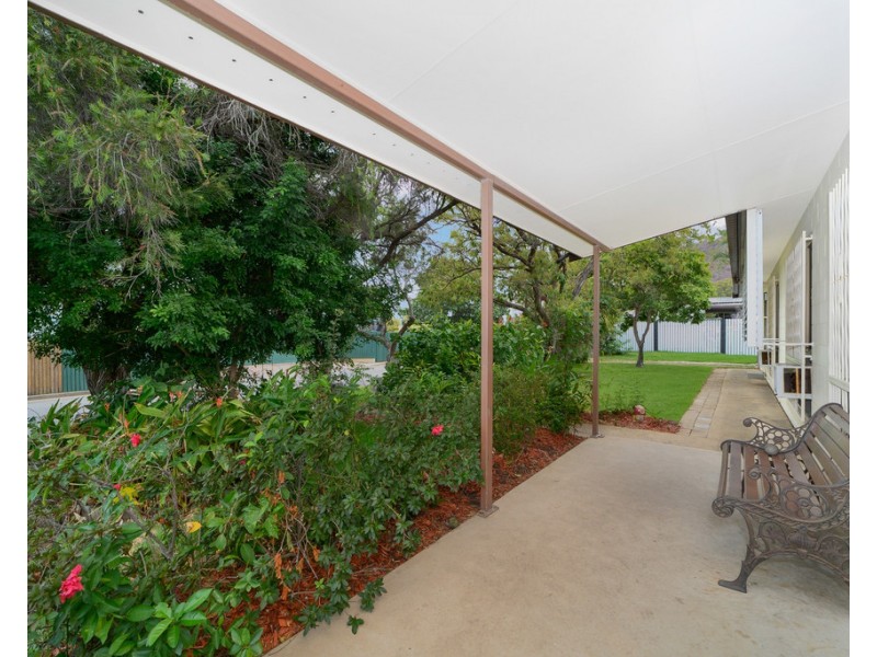 530 Bayswater Road, Mount Louisa QLD 4814