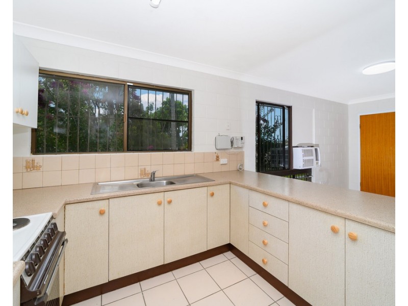 530 Bayswater Road, Mount Louisa QLD 4814