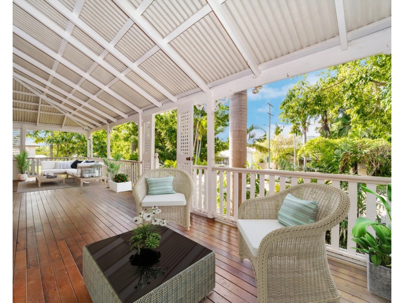 15 Clayton Street, Hermit Park QLD 4812