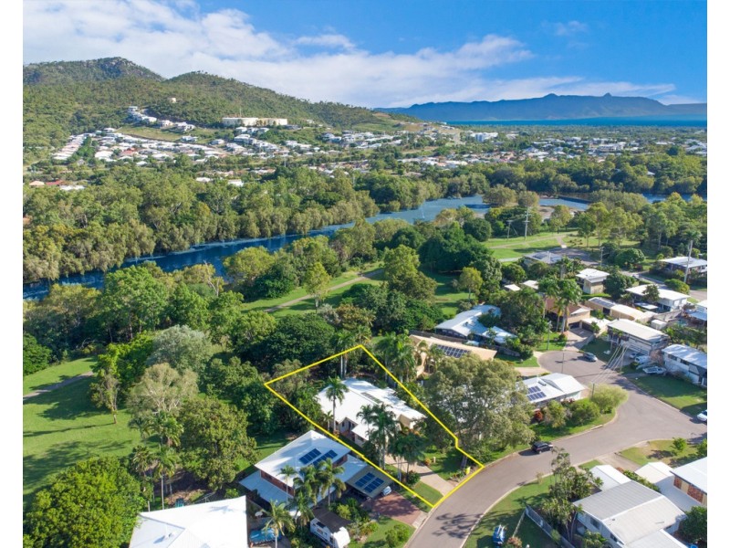 3 Adelong Drive, Cranbrook QLD 4814