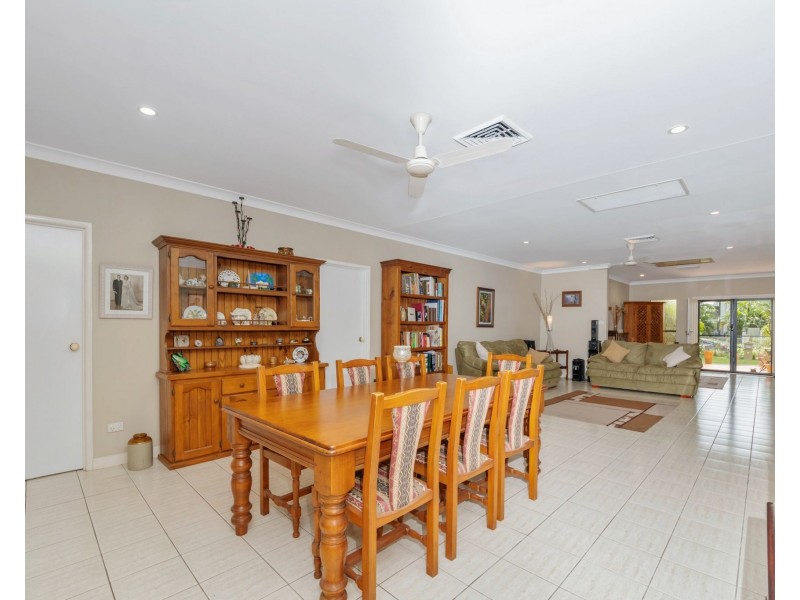 3 Adelong Drive, Cranbrook QLD 4814