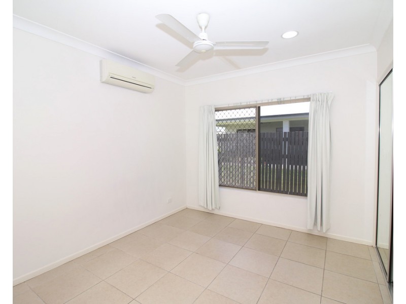 6 Ningaloo Crescent, Burdell QLD 4818