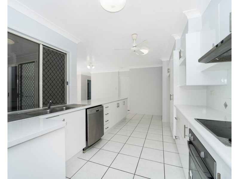 3 Miller Circuit, Kirwan QLD 4817