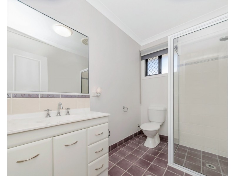 12 Blue Wren Drive, Kelso QLD 4815