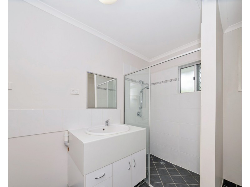 4/11 Derby Street, Pimlico QLD 4812