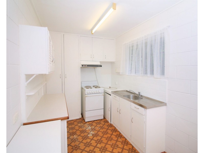 42 Illuta Street, Rasmussen QLD 4815