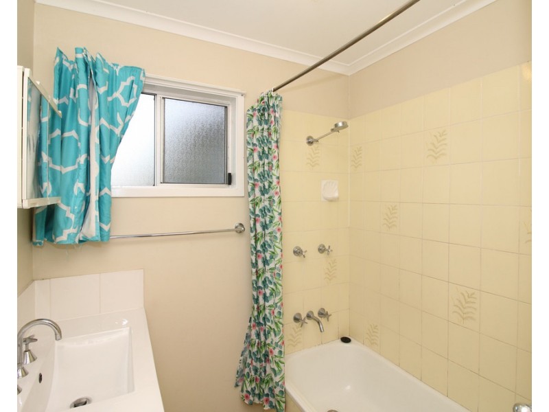 21 Maria Street, Rasmussen QLD 4815