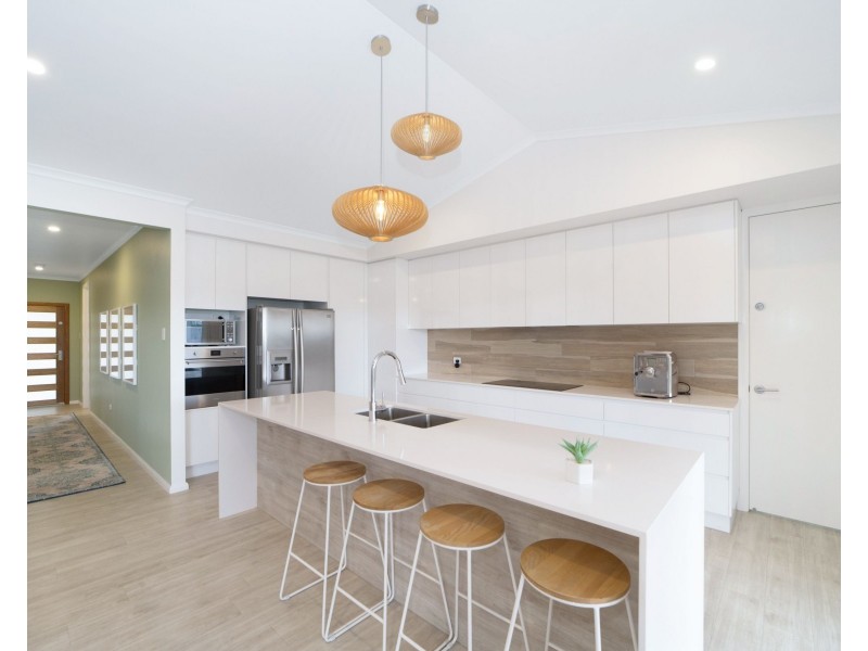 38 Diamond Drive, Alice River QLD 4817