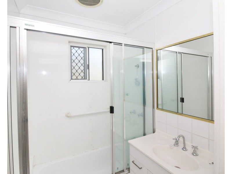 29 Griffey Street, Burdell QLD 4818