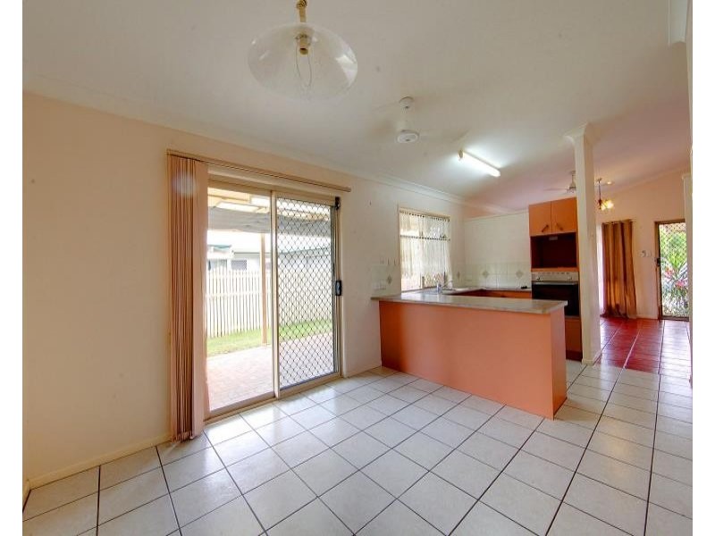 5 Cocos Place, Kirwan QLD 4817