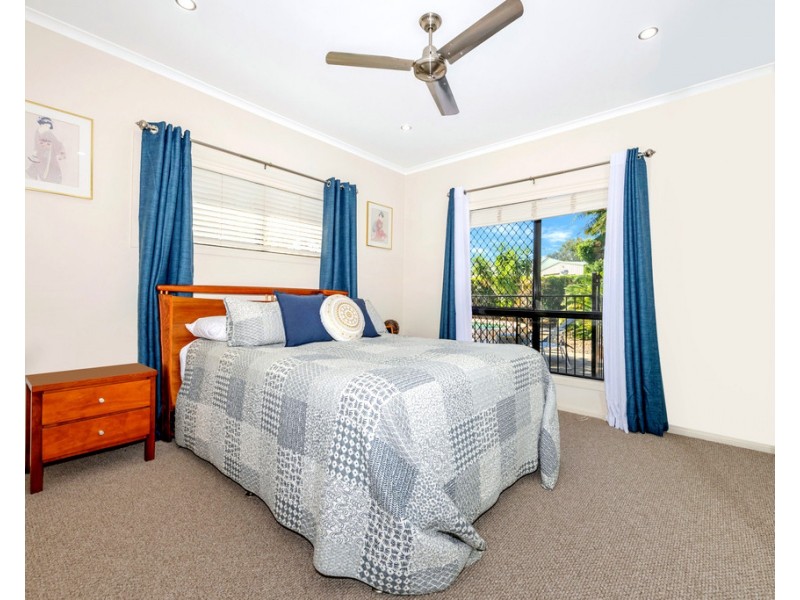 2 Sassafras Court, Bushland Beach QLD 4818