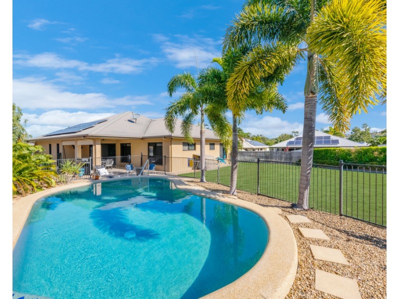 2 Sassafras Court, Bushland Beach QLD 4818