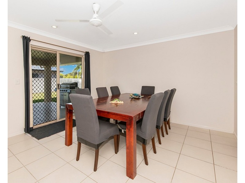 137 Daintree Drive, Bushland Beach QLD 4818