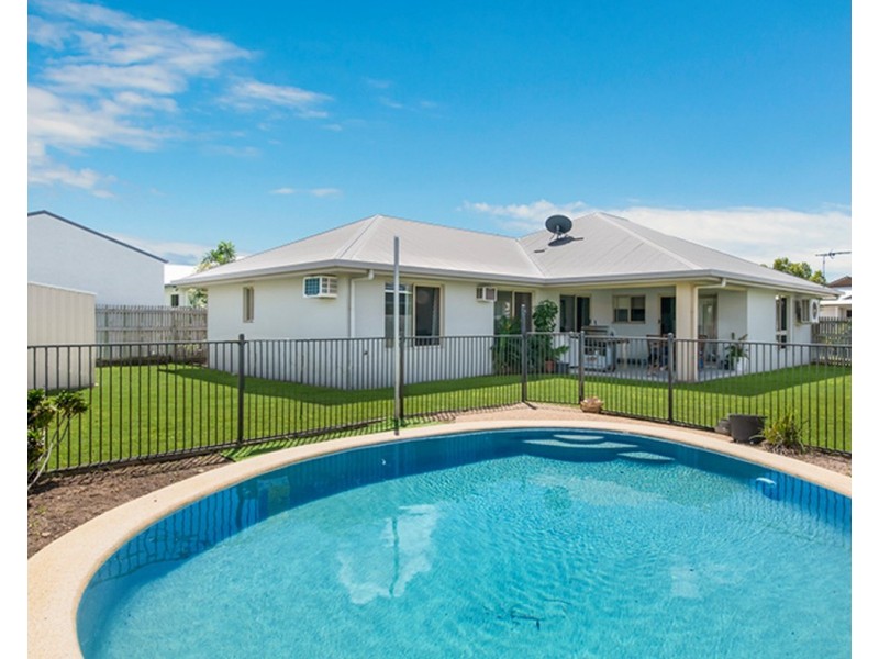 137 Daintree Drive, Bushland Beach QLD 4818