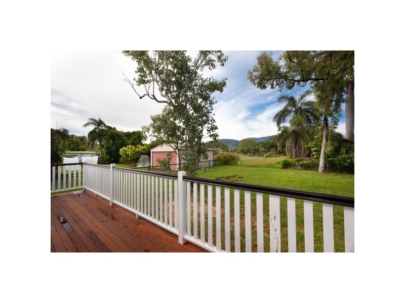 9 Fanning Court, Balgal Beach QLD 4816