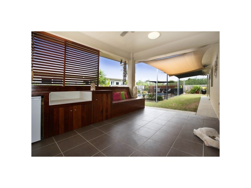 4 Polmaise Close, Burdell QLD 4818