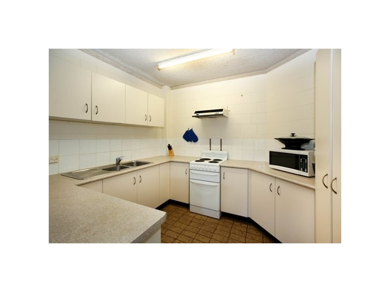 14 and 25/16 Old Common Road, Belgian Gardens QLD 4810