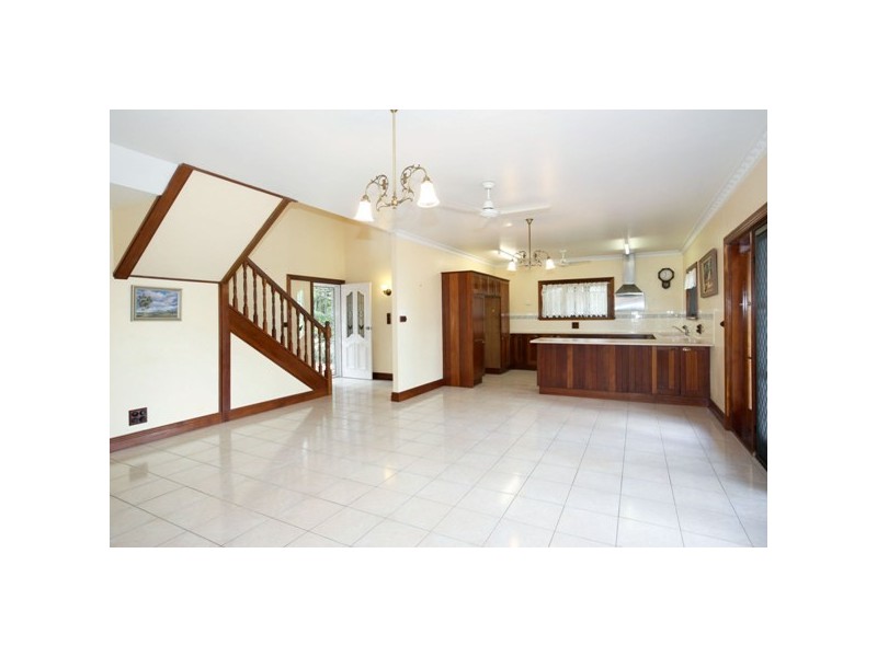 62 The Esplanade, Toolakea QLD 4818