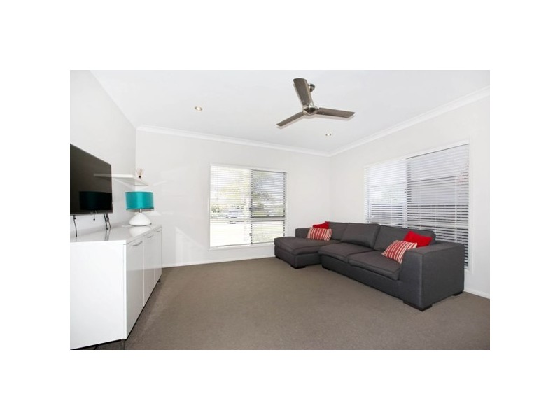 7 Twinview Terrace, Idalia QLD 4811