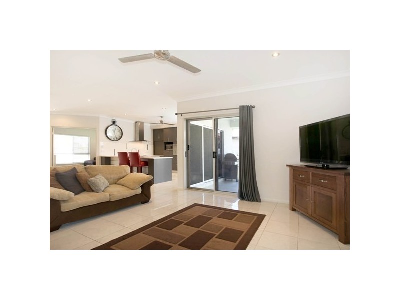 7 Twinview Terrace, Idalia QLD 4811