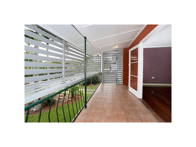 24 Laburnum Street, Cranbrook QLD 4814