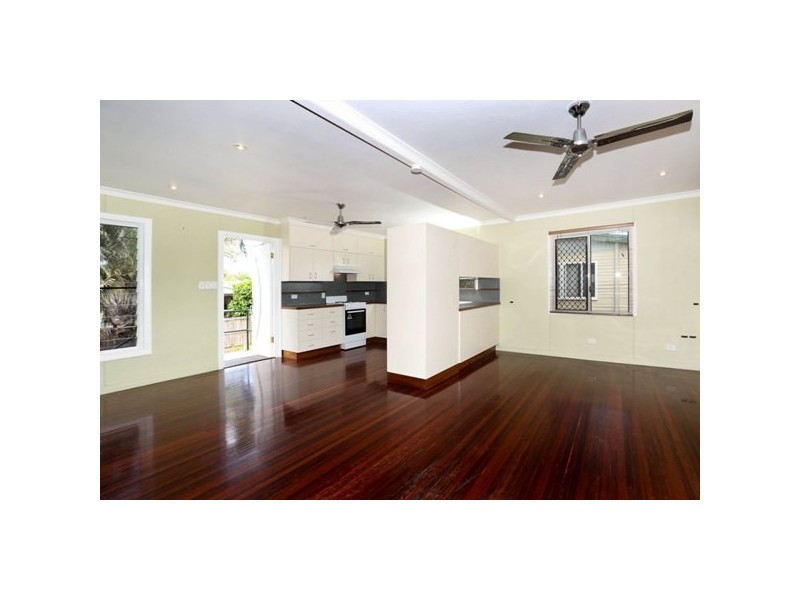 24 Laburnum Street, Cranbrook QLD 4814