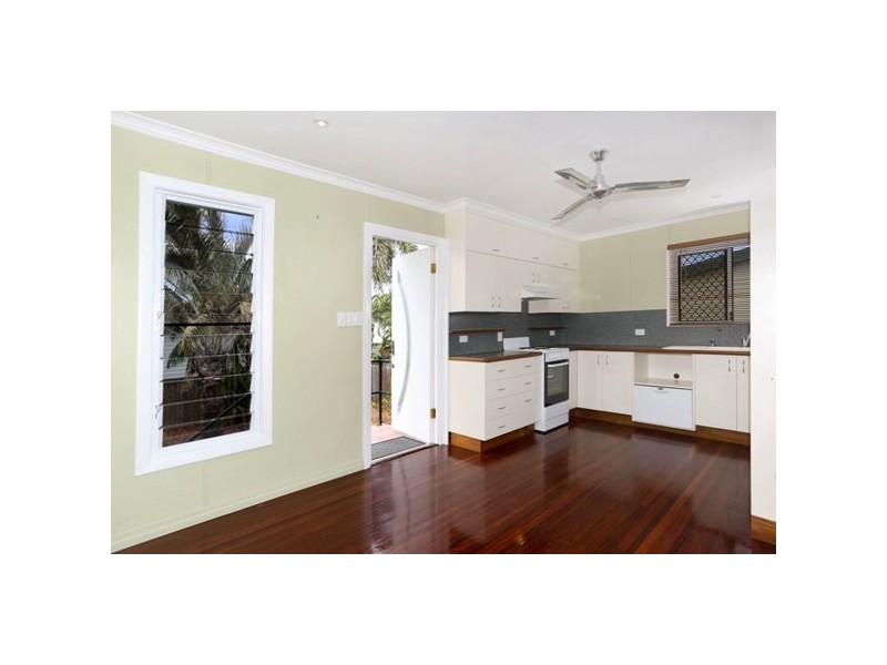 24 Laburnum Street, Cranbrook QLD 4814