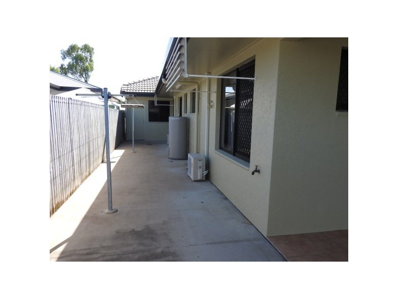 23 Sunningdale Court, Kirwan QLD 4817