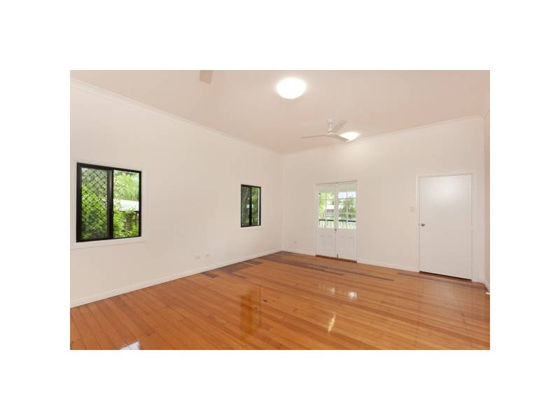 9 Fanning Court, Balgal Beach QLD 4816