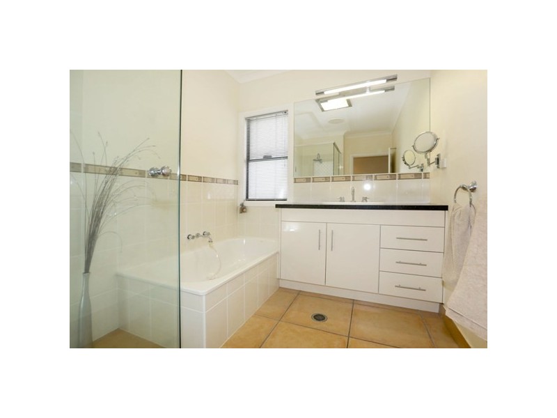 51 Springbrook Parade, Idalia QLD 4811