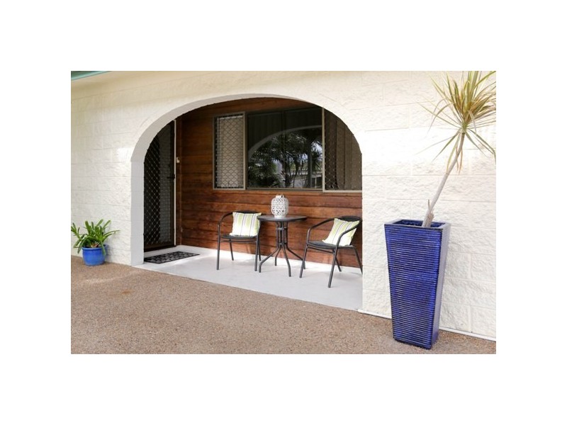 56 Whitsunday Drive, Kirwan QLD 4817