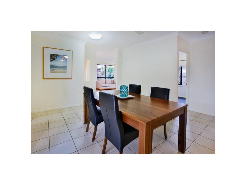 10 Newhaven Place, Idalia QLD 4811