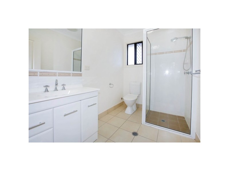 10 Newhaven Place, Idalia QLD 4811