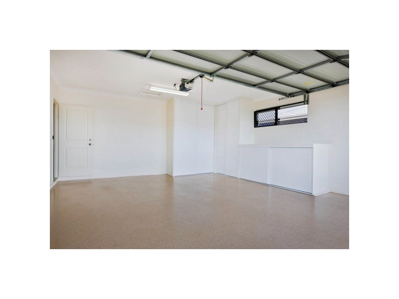 10 Newhaven Place, Idalia QLD 4811