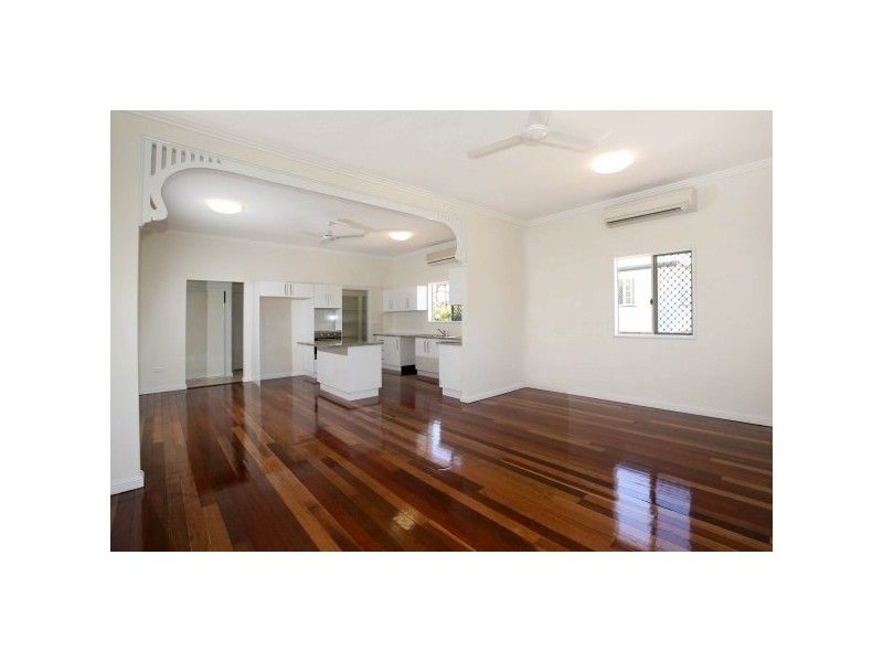 56 Hooper Street, Belgian Gardens QLD 4810