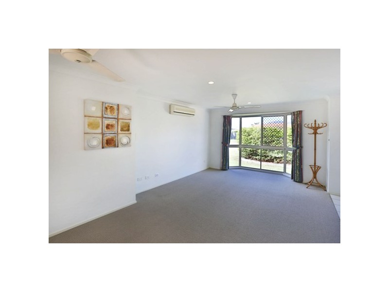 4 Wallace Circuit, Kirwan QLD 4817