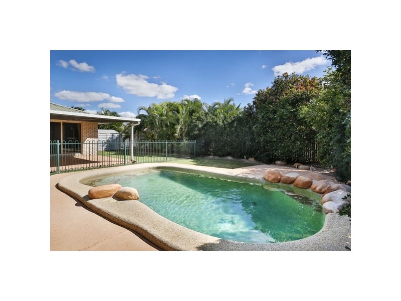 4 Wallace Circuit, Kirwan QLD 4817