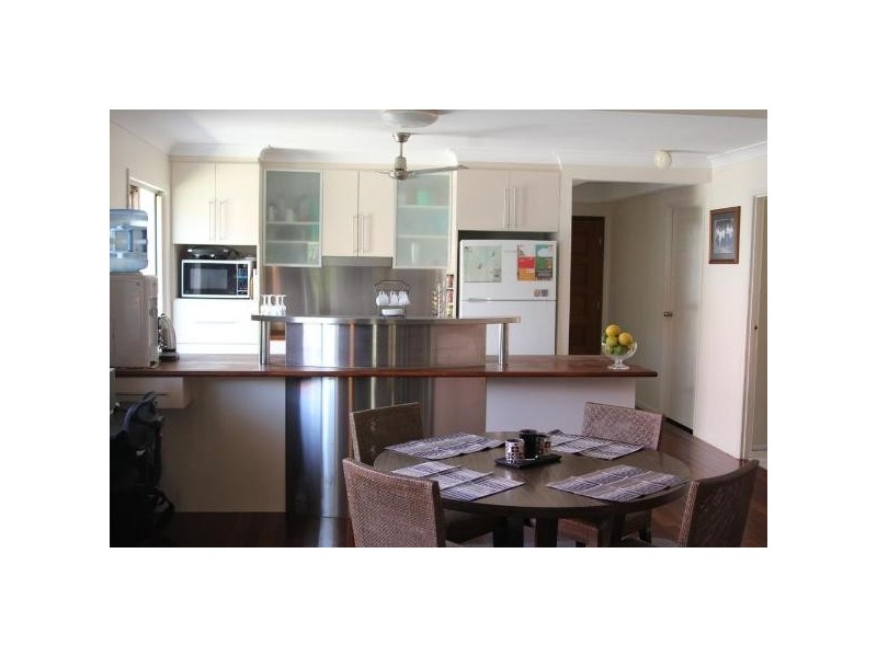 16 St David’s Close, Kirwan QLD 4817