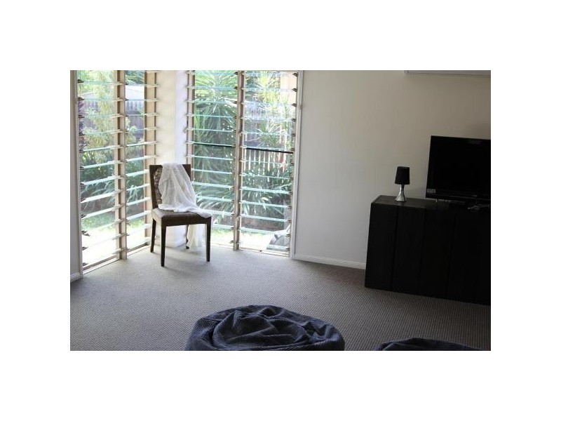 16 St David’s Close, Kirwan QLD 4817