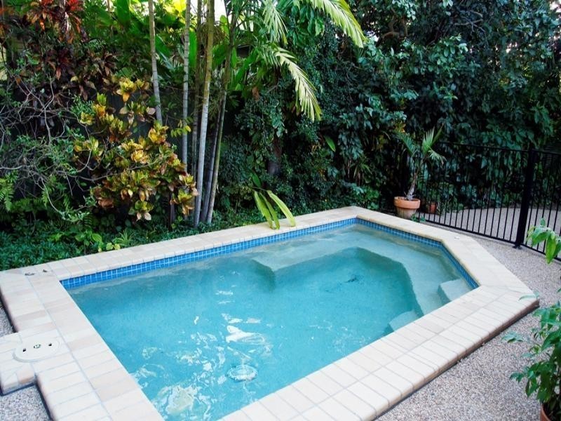 70 First Avenue, Railway Estate QLD 4810