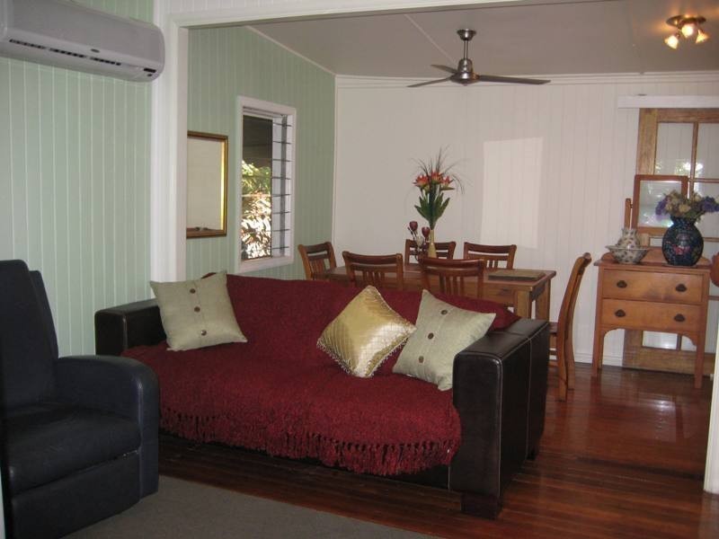 70 First Avenue, Railway Estate QLD 4810