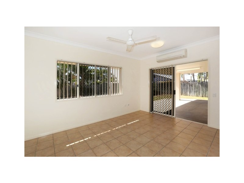 30 Lomond Street, Kirwan QLD 4817