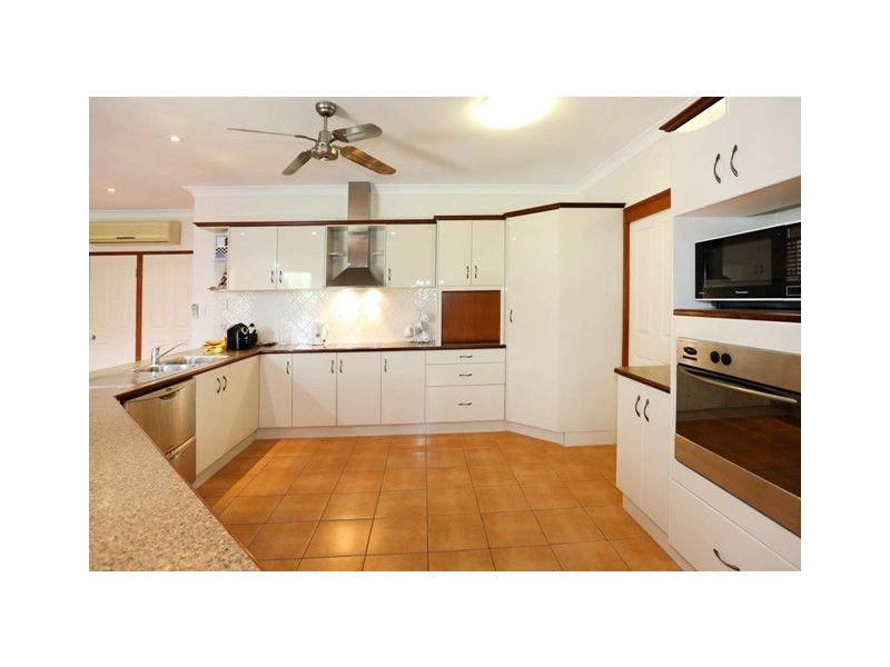 7 Riley Circuit, Kirwan QLD 4817