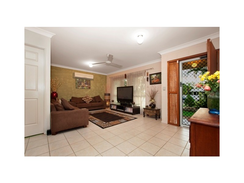 15 Spruce Street, Kirwan QLD 4817