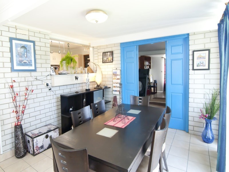 6 Ives Street, Kirwan QLD 4817