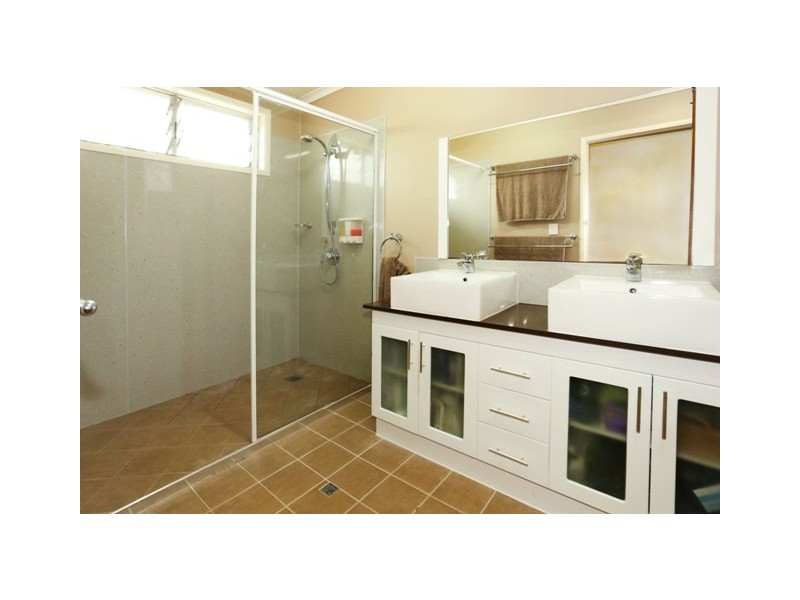 26 Marsh Street, Heatley QLD 4814