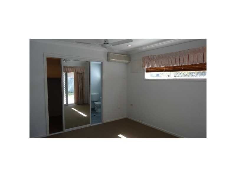 16 Florida Place, Kirwan QLD 4817