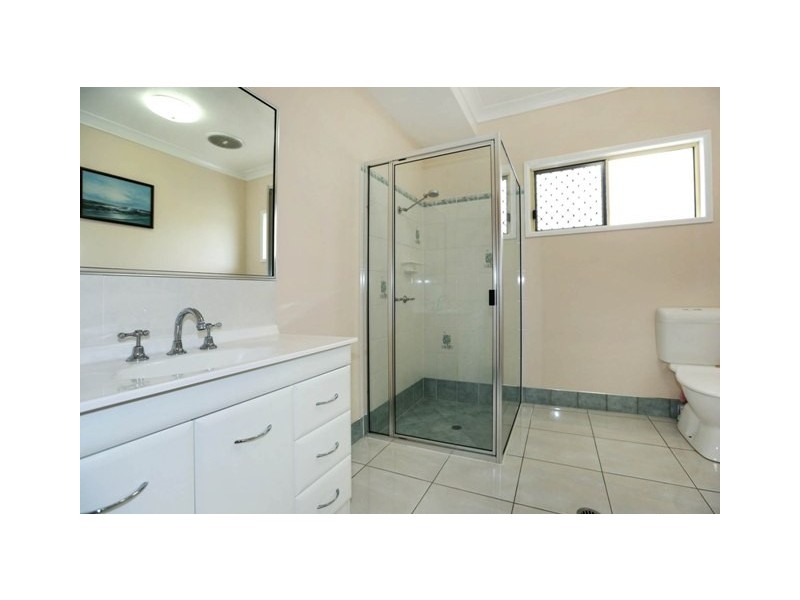 16 Angelus Place, Kirwan QLD 4817