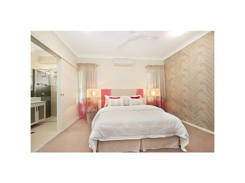 6 Lockton Street, Shaw QLD 4818